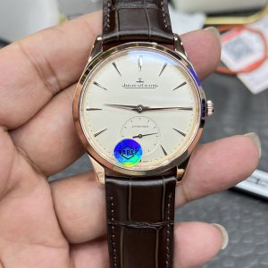 Jaeger-LeCoultre Master Ultra Thin 39mm Super Clone Luxury Replica Watch 1137638127 - front view