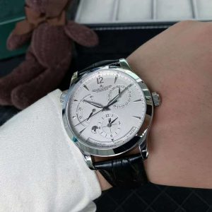 Jaeger-LeCoultre Master Geographic 42mm Super Clone Watch Cash On Delivery 1104197220 - front view | Jaeger-LeCoultre