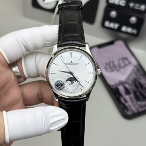 Jaeger-LeCoultre Master Ultra Thin Moon AAA Replica & Super Clone Watch 1037680885 - front view