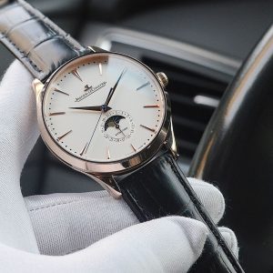 Jaeger-LeCoultre 2023 Super Clone Luxury Replica Watch for Men 1105208256 - front view | Jaeger-LeCoultre