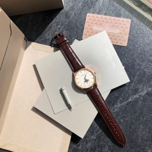Jaeger-LeCoultre Master Moon Phase Men's 1:1 Super Clone Watch 1133628001 - front view | Jaeger-LeCoultre