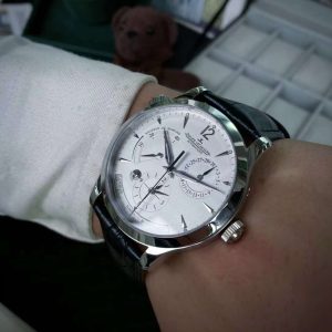 Jaeger-LeCoultre Master Geographic 42mm Super Clone Watch Cash On Delivery 1104197220 - side view | Jaeger-LeCoultre