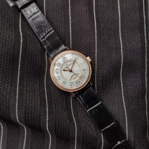 Jaeger-LeCoultre Rendez-Vous 29mm Premium Super Clone Watch 1121705775 - side view | Jaeger-LeCoultre