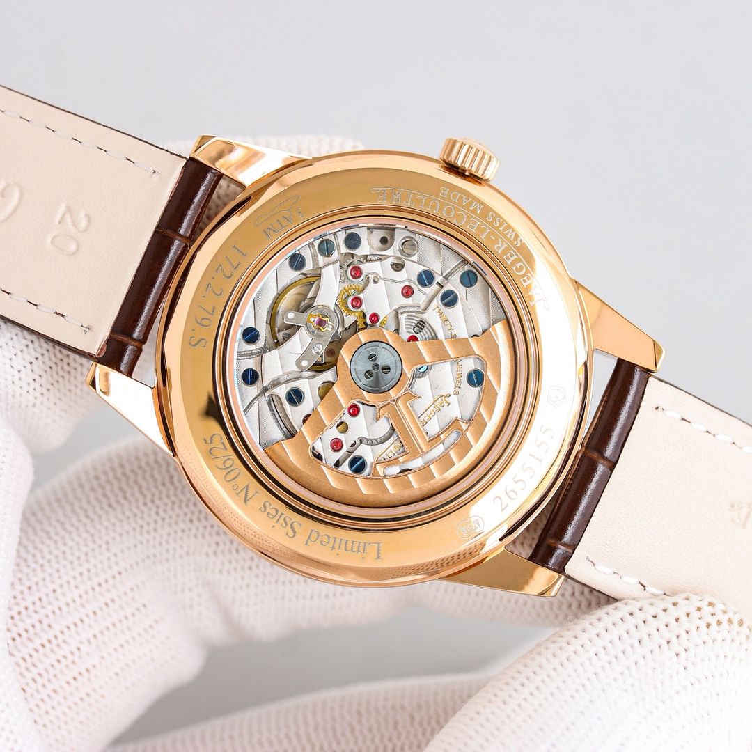 7-44.jpg Jaeger-LeCoultre Geophysic 1:1 Super Clone Watch with Secure Payment 1065804823 - macro shot